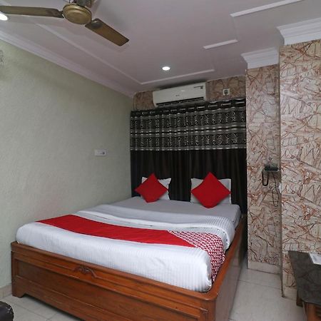 Oyo Flagship 16209 Hotel Ambar Palace Calcutta Calcutta Bara Bazar Exterior foto