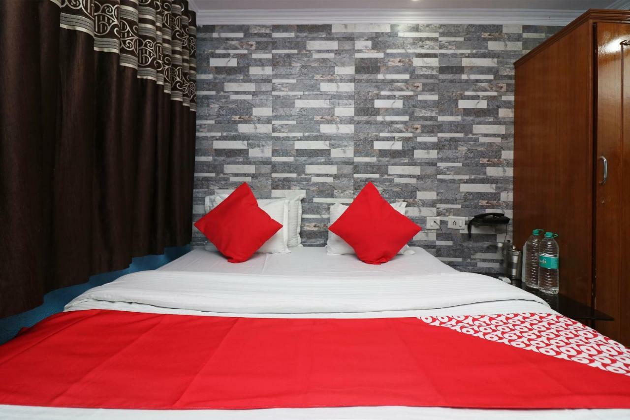 Oyo Flagship 16209 Hotel Ambar Palace Calcutta Calcutta Bara Bazar Exterior foto