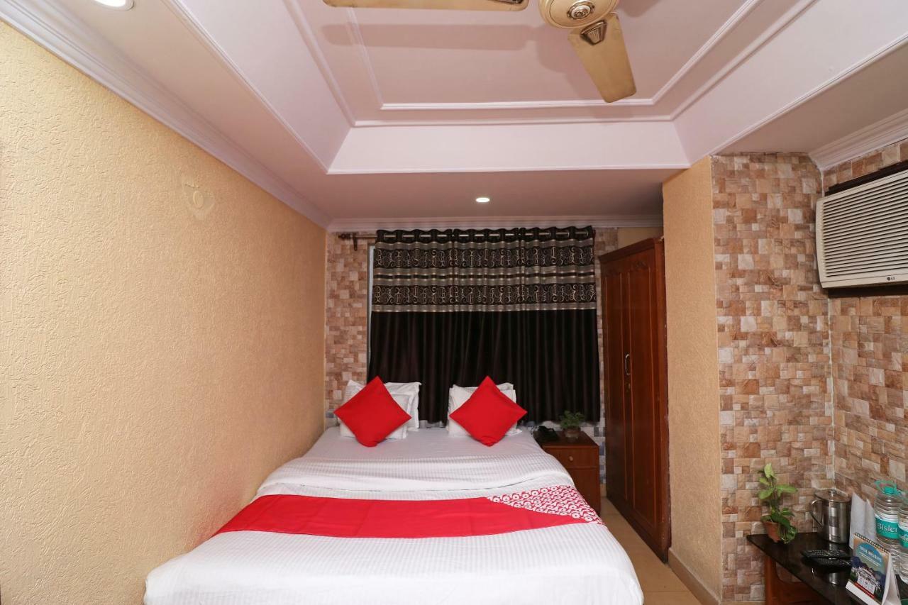 Oyo Flagship 16209 Hotel Ambar Palace Calcutta Calcutta Bara Bazar Exterior foto