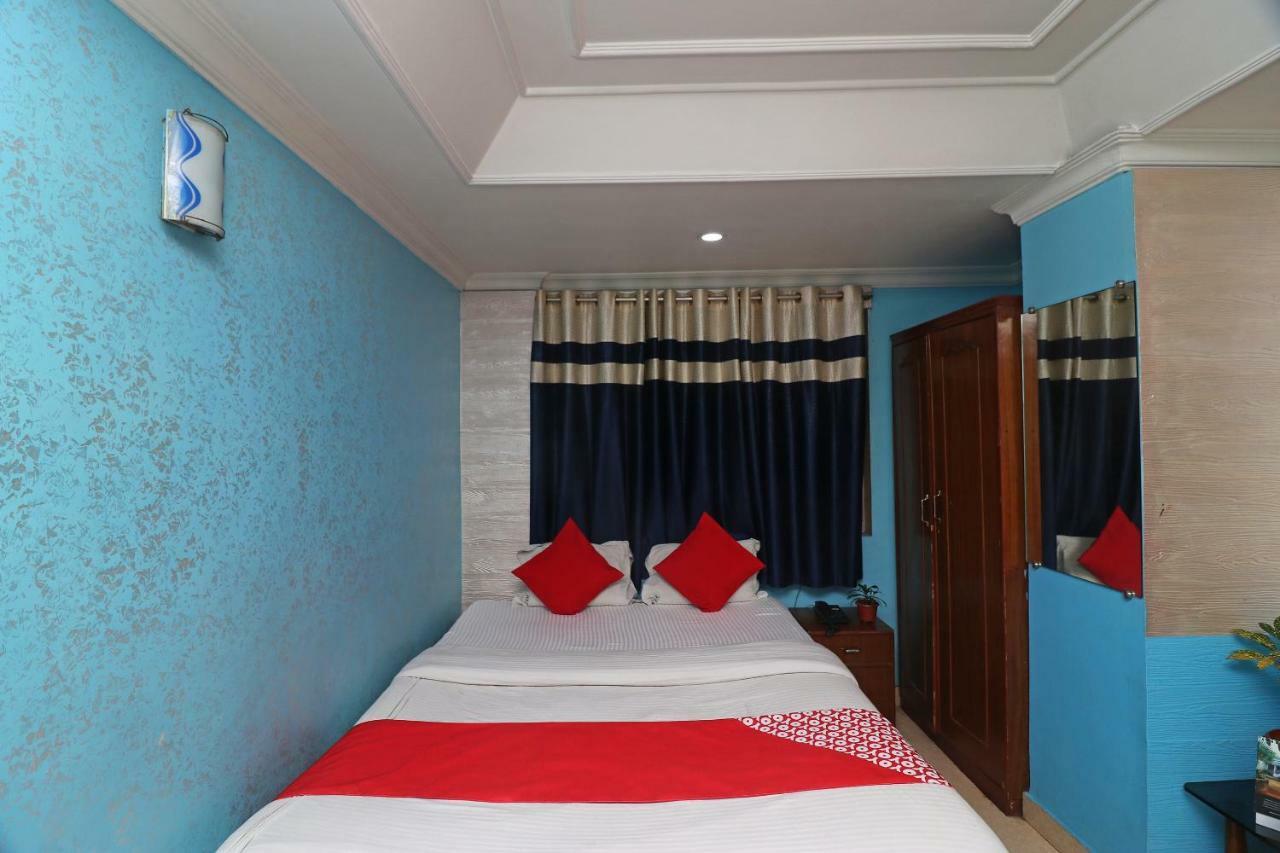 Oyo Flagship 16209 Hotel Ambar Palace Calcutta Calcutta Bara Bazar Exterior foto