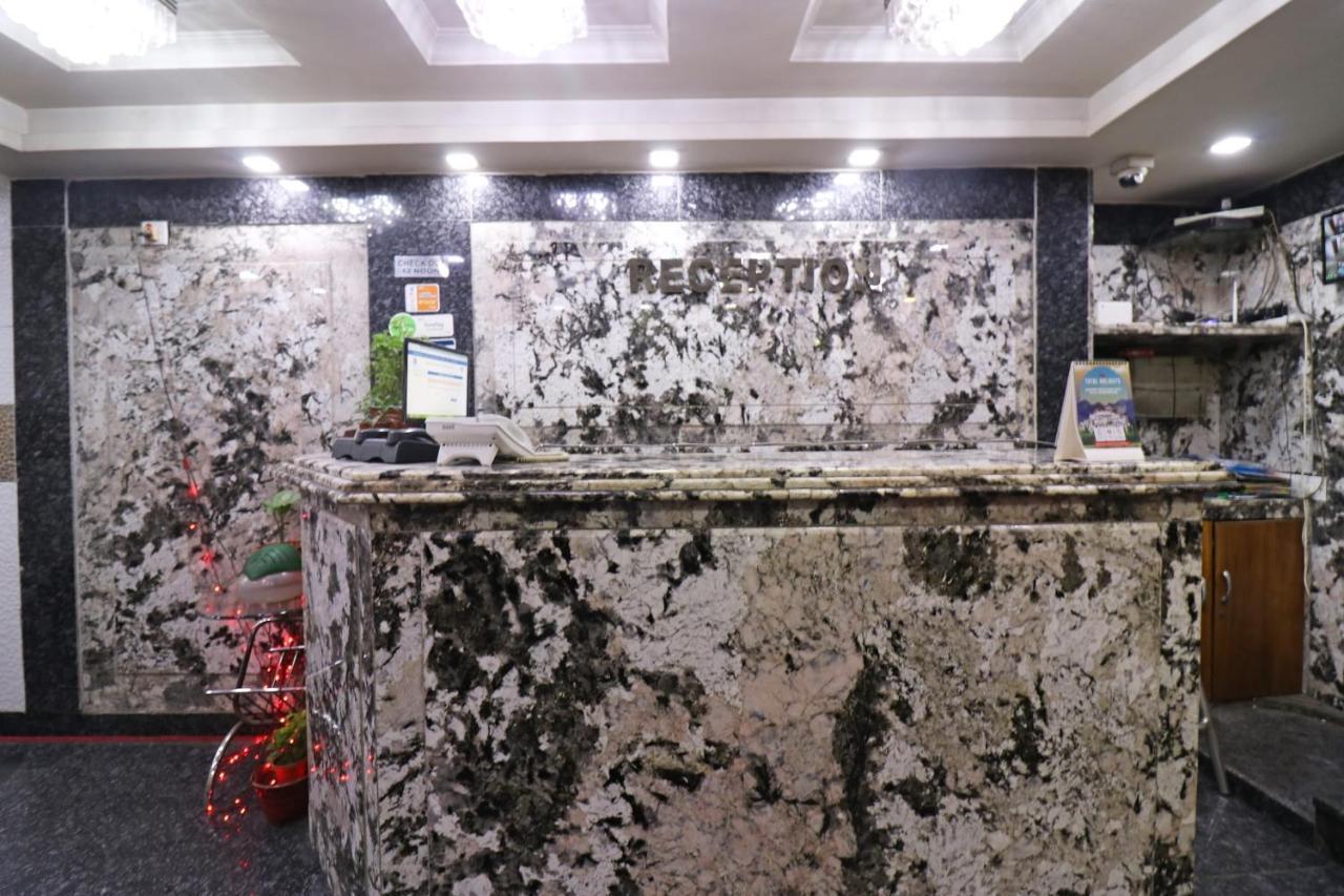 Oyo Flagship 16209 Hotel Ambar Palace Calcutta Calcutta Bara Bazar Exterior foto